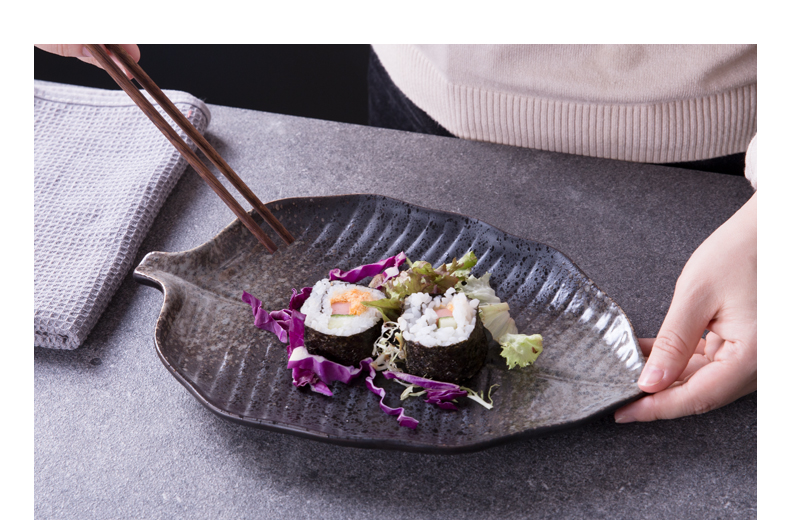 Under the glaze made pottery plate fuscescens disc shaped plate dish dish with creative leaf form plate snack plate, Korean dishes