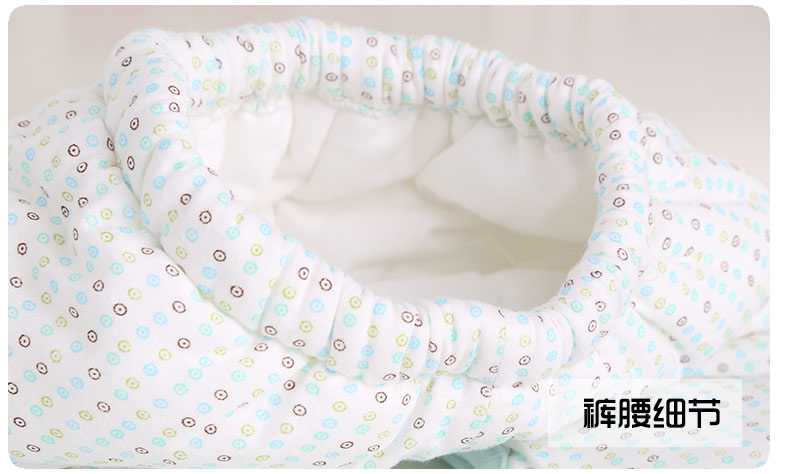 Coffret cadeau pour bébé - Vêtements + Accessoires - Ref 1953425 Image 21