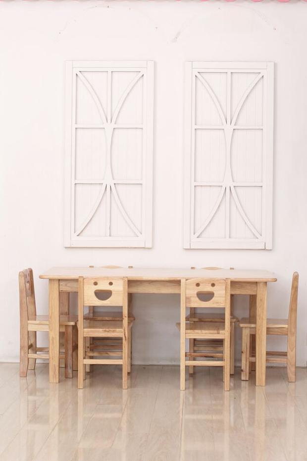 Bàn ghế mẫu giáo Bàn ghế gỗ cho trẻ em Bàn ghế trẻ em kết hợp Bàn mẫu giáo cho bé Bàn gỗ rắn chuyên dụng - Phòng trẻ em / Bàn ghế bàn gỗ gấp mầm non