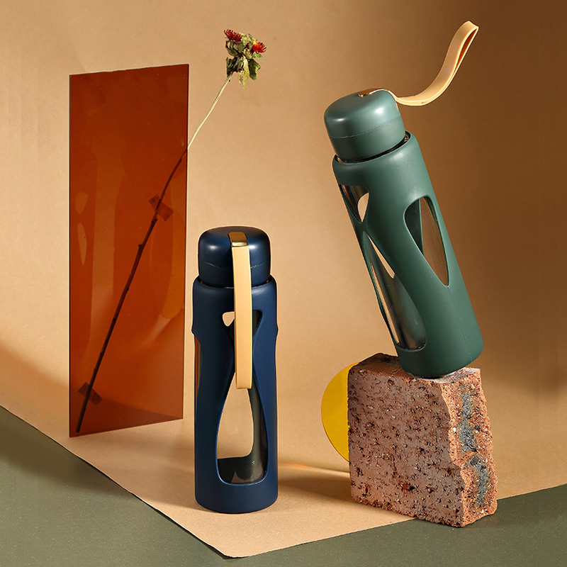 Net red glass girl heart portable cute student water bottle simple fresh Forest high value water cup ins