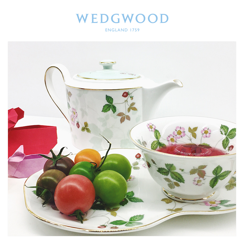 WEDGWOOD waterford WEDGWOOD wild strawberries ipads porcelain Japanese teapot ipads porcelain teapot with cover Europe type single pot set home