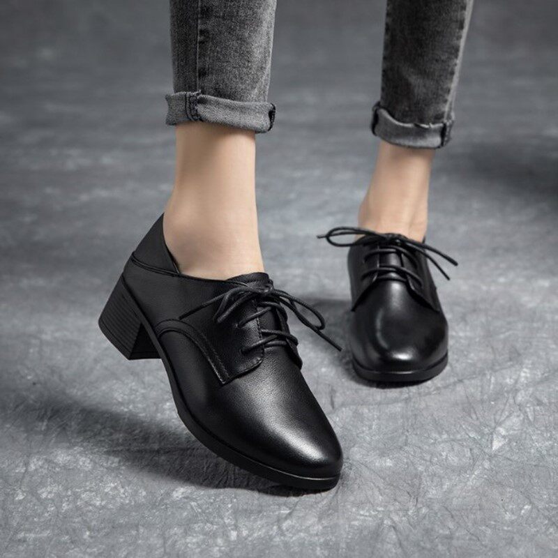 2022 spring and autumn new bag shoes women's leather non-slip thick heel work shoes high heel lace British style women's small leather shoes