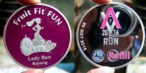 1 commemorative medal from the Womens Running Games diameter 60 mm net weight over 65 grams