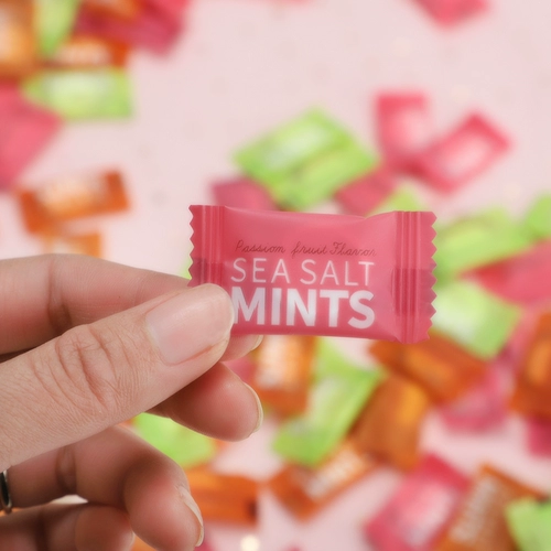 Фруктовый мятный свежий прохладный смешанный солевой раствор, популярно в интернете