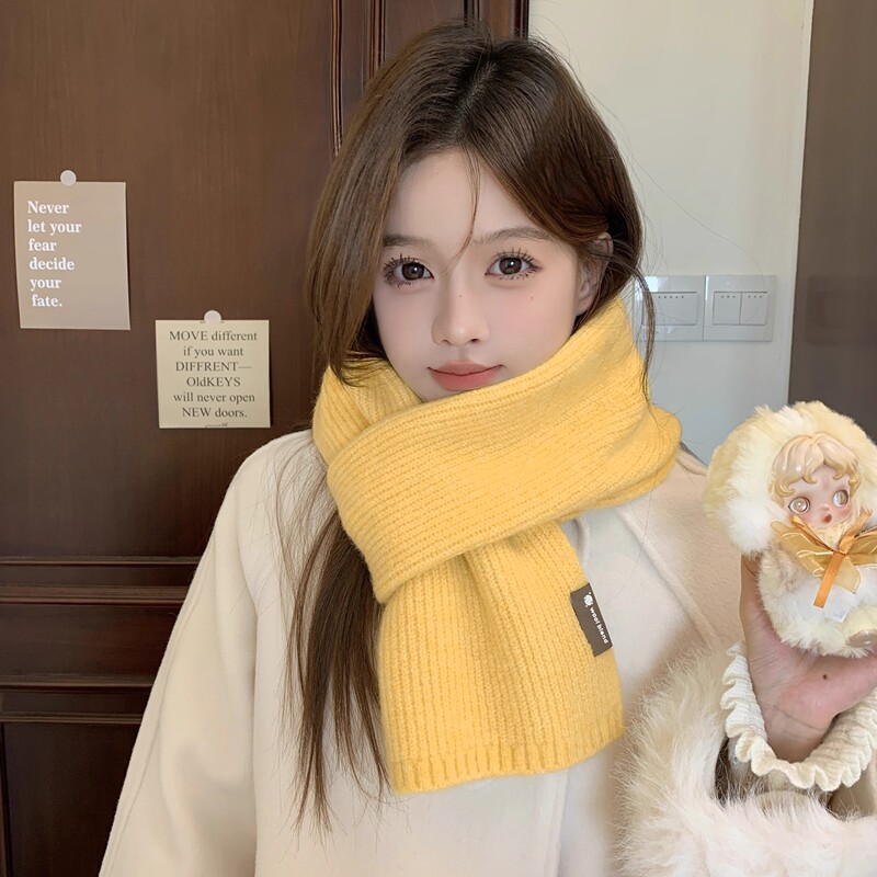 2025 New High-End Knitted Wool Scarf for Women, Winter Korean Style, Atmospheric, Student-Friendly, Warm, Wool Blend Small Neck Warmer