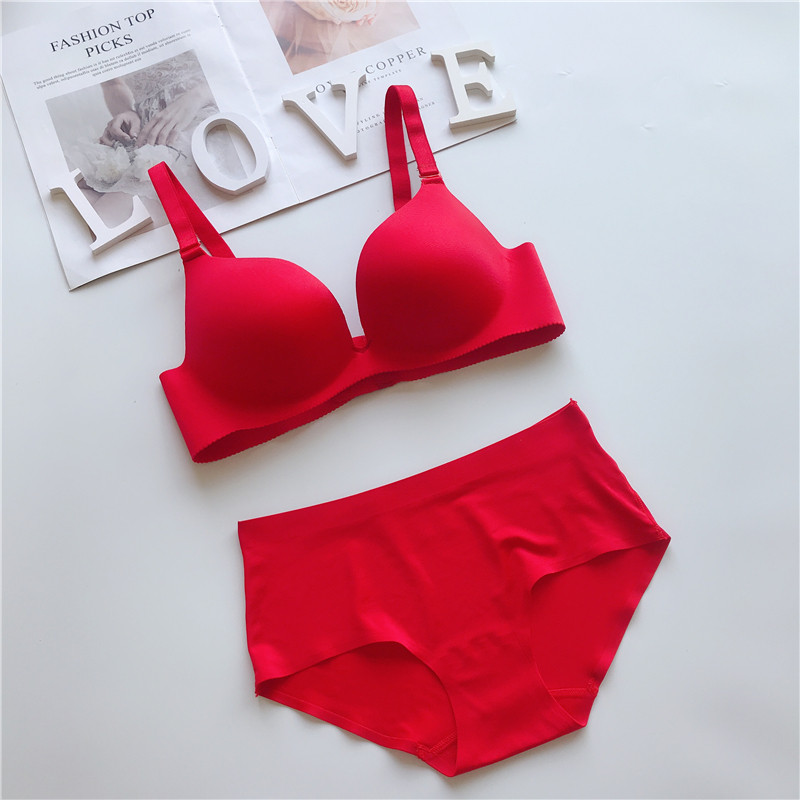 Honmei year red traceless lingerie set female wedding bride bra without underwire gathered small bra thick thin