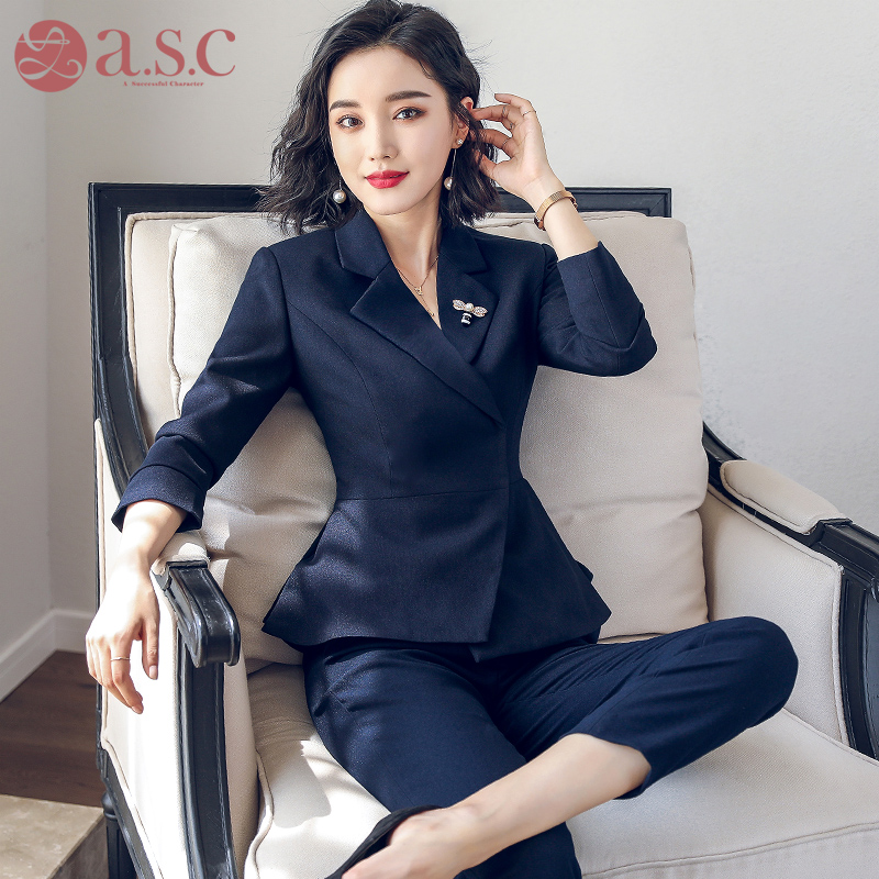 Tailleur femme - Ref 3244547 Image 1