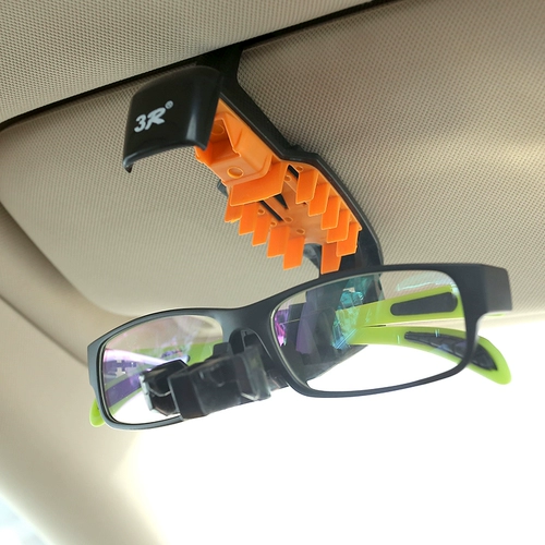 Солнцезащитные очки для автомобиля