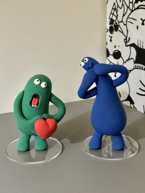 A Pair of Cute and Funny Little Monster Clay Figurines, Similar to Those on Xiaohongshu, Made of Ultra-Light Clay A Pair of Cute and Funny Little Monster Clay Figurines, Similar to Those on Xiaohongshu, Made of Ultra-Light Clay