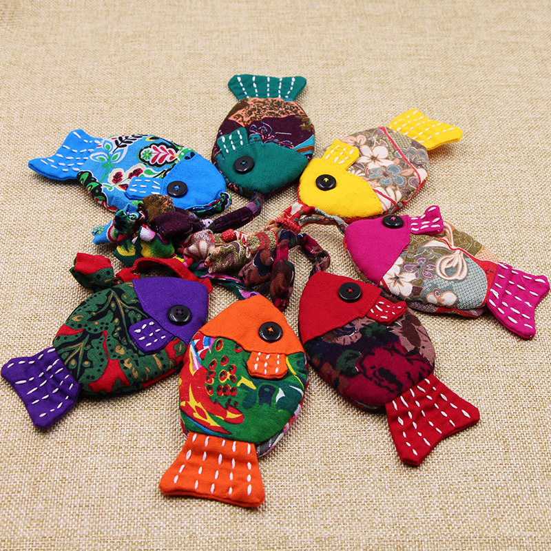 Cartoon Key Buckle Creative Personality Cute Cloth Art Small Fish Key Bag Ethnic Wind Pull-out Multifunction Lock Key Small Bag