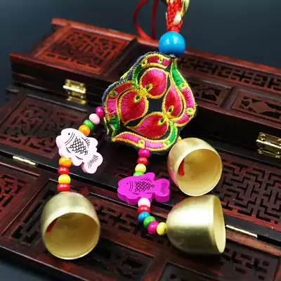 Yunnan characteristic handmade wind chimes Dali Lijiang creative home bedroom pendant door decoration home metal copper bell