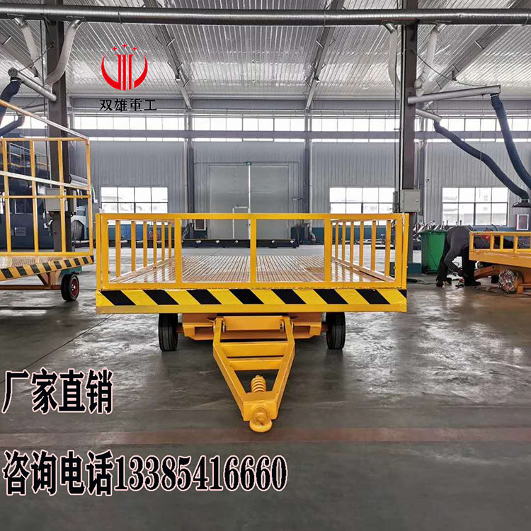 Traction-type electric tablet transport transfer table area for forklift forklift tailor