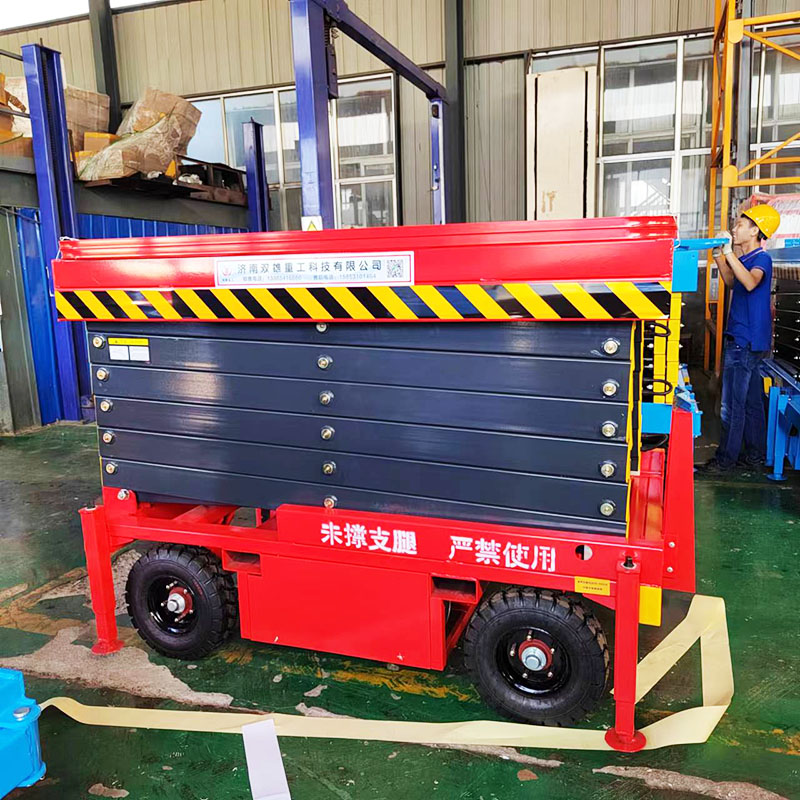 Hydraulic lift lift for mobile shear lift platform small maintenance vehicle industrial warehouse withdrawing machine