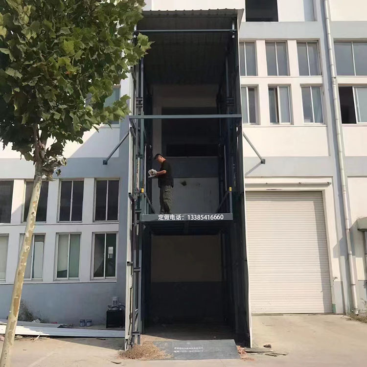 Large-scale electric lift hydraulic cargo elevator industry well elevator rail rail rail warehouse debris lift elevator
