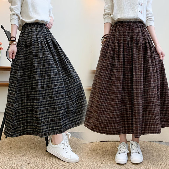 Woolen Skirt 2025 Autumn and Winter New Thickened Wool Plaid Retro A-Line Large Hem Mid-Length Skirt for Petite Women