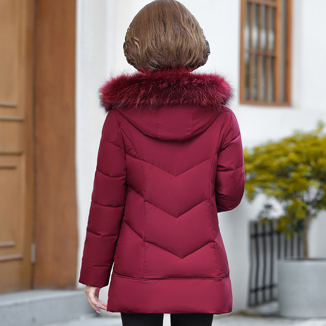 Middle-aged and elderly women's short cotton-padded jackets 2023 new cotton-padded jackets middle-aged women's down-padded jackets foreign style mother's winter coats