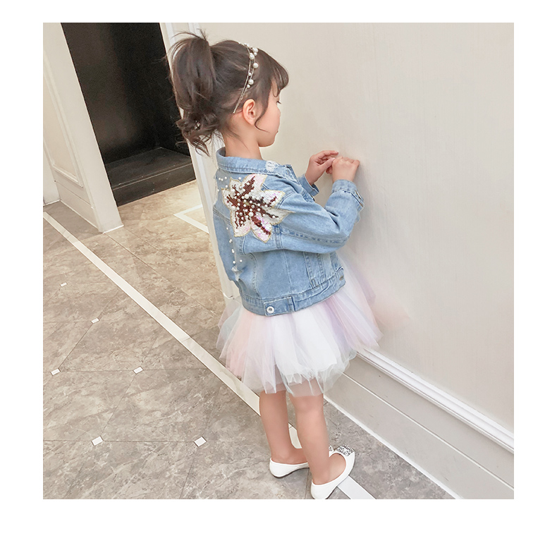 Áo khoác denim nữ phong cách nước ngoài xuân hè 2019 trẻ em mới bé gái phiên bản Hàn Quốc của quần áo denim mùa thu - Áo khoác áo khoác Jean bé gái cá tính