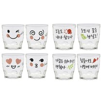 South Koreas stuttering and broadcasting ins blogger with cute smiling face glass mini mini Liquor 8
