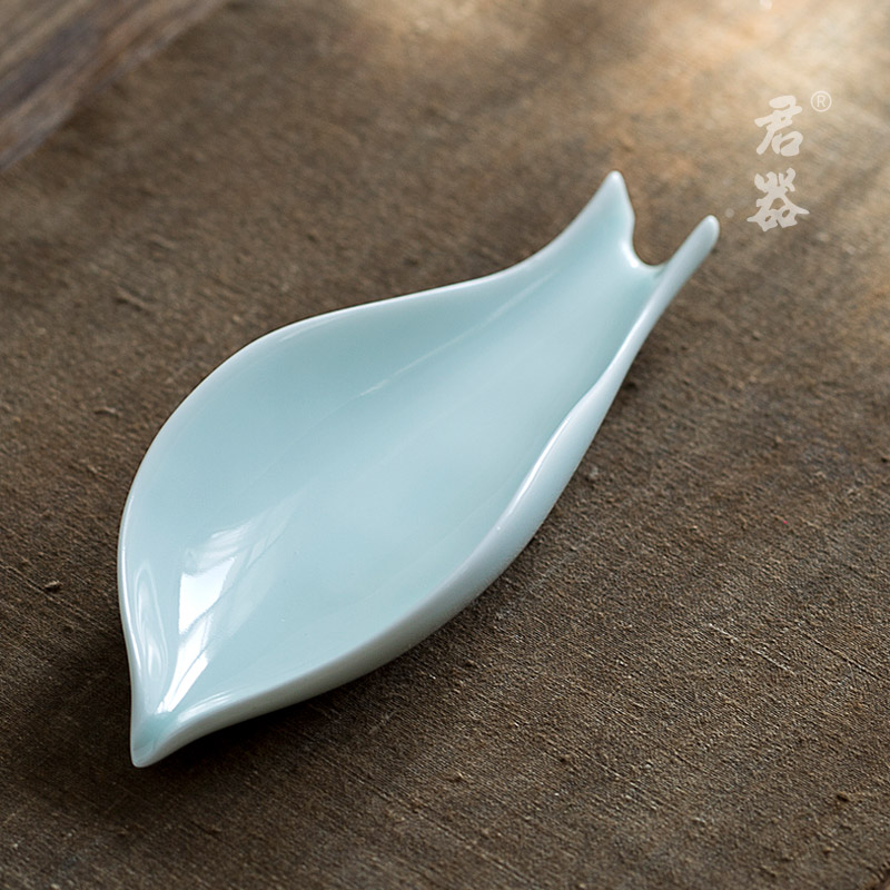 Jun ware fat white petals tea holder zen to watch kung fu tea tea ceramics parts household with tea, tea tea zero shovel