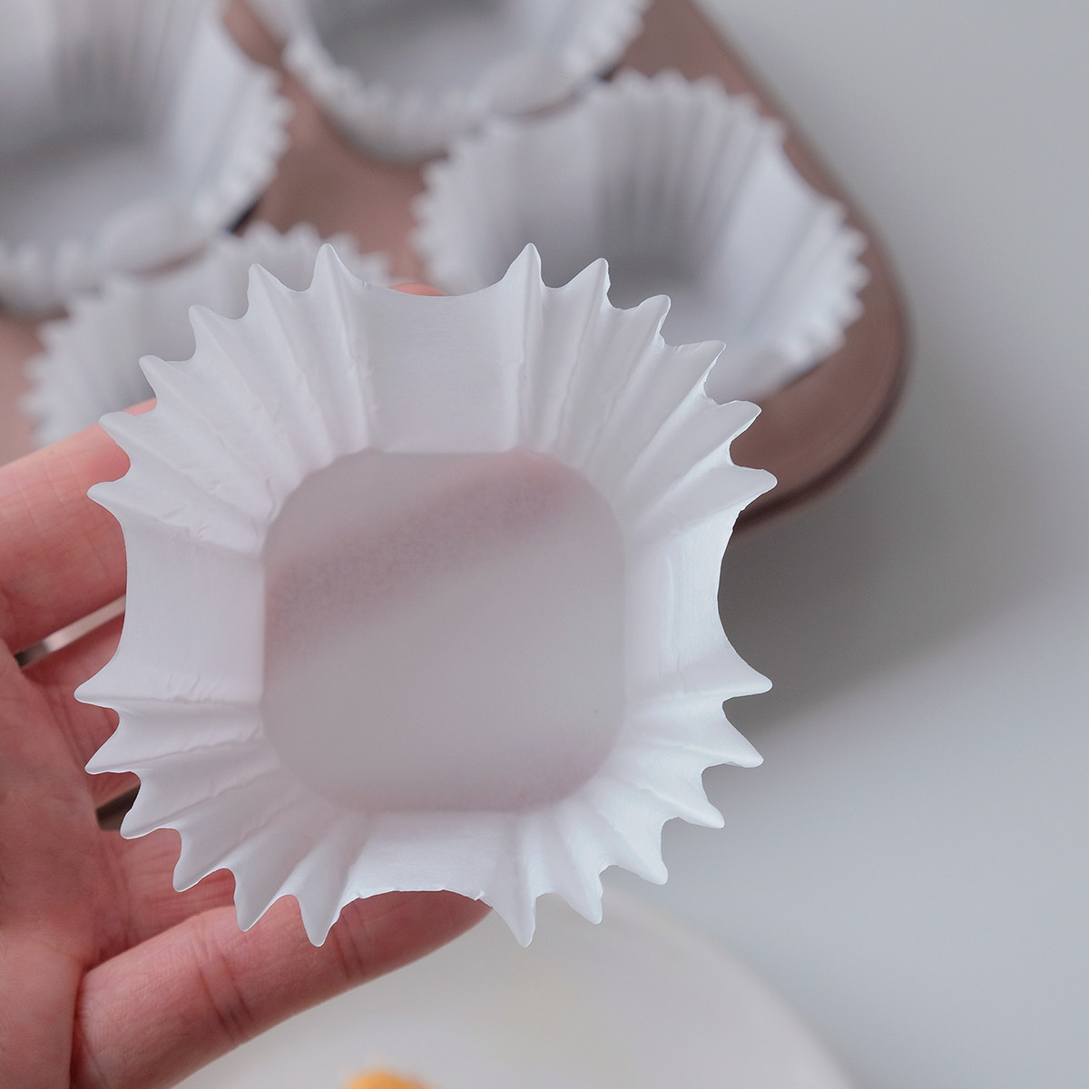 High temperature resistant 100 square cake cups oil paper holder paper pad oil-proof Christmas cookie wrapping paper disposable