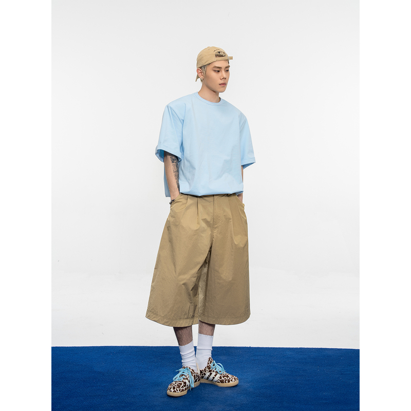 Dbw Doublewin Wide-Shouldered, Straight-Cut Pure Cotton Short-Sleeved T-Shirt, Summer Pleated Hem, Loose and Versatile Shoulder-Padded Top Dbw Doublewin Wide-Shouldered, Straight-Cut Pure Cotton Short-Sleeved T-Shirt, Summer Pleated Hem, Loose and Versatile Shoulder-Padded Top