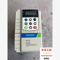 Disassemble a Luyuan inverter GRE-TC100-2D2G-4. Please inquire before bidding.