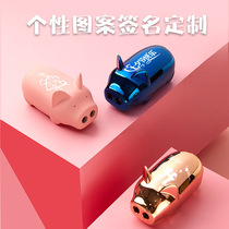 Net red love snot pig projection creative personality windproof USB charging lighter send boyfriend gift tide