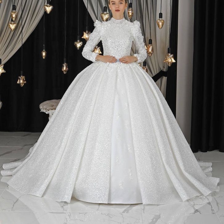 Long-Sleeved Winter French Main Wedding Dress New Bridal Half Turtleneck Temperament Trailing Tutu Skirt High-End Luxury Heavy