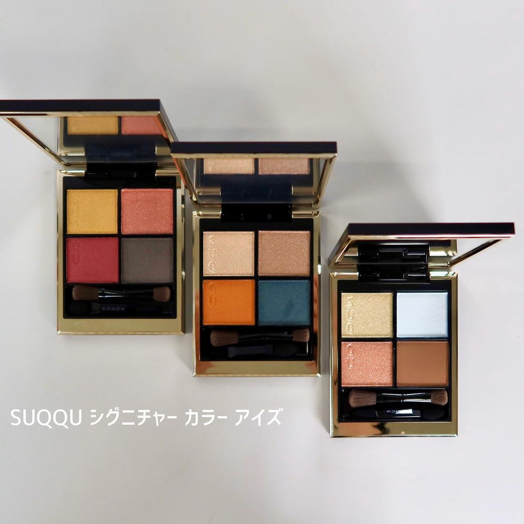 (spot) Japanese special cabinet SUQQU 2022 springtime new color four-color eye shadow 6 2g