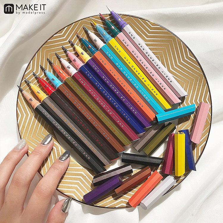 (Spot) Fllowfushi Bear Wild Titles 2019 New Pink Eye Line Liquid Pen