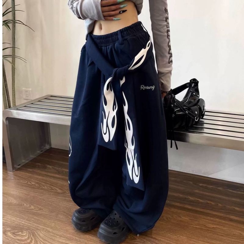 American Retro White Flame Print Detachable Strap Scimitar Sweatpants for Women's Jazz Dance Loose Wide-Leg Pants American Retro White Flame Print Detachable Strap Scimitar Sweatpants for Women's Jazz Dance Loose Wide-Leg Pants