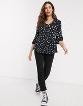 Spring and summer outing clothing postpartum elastic T-shirt three-quarter sleeve nursing outfit breastfeeding trendy mom sexy large size polka dot top