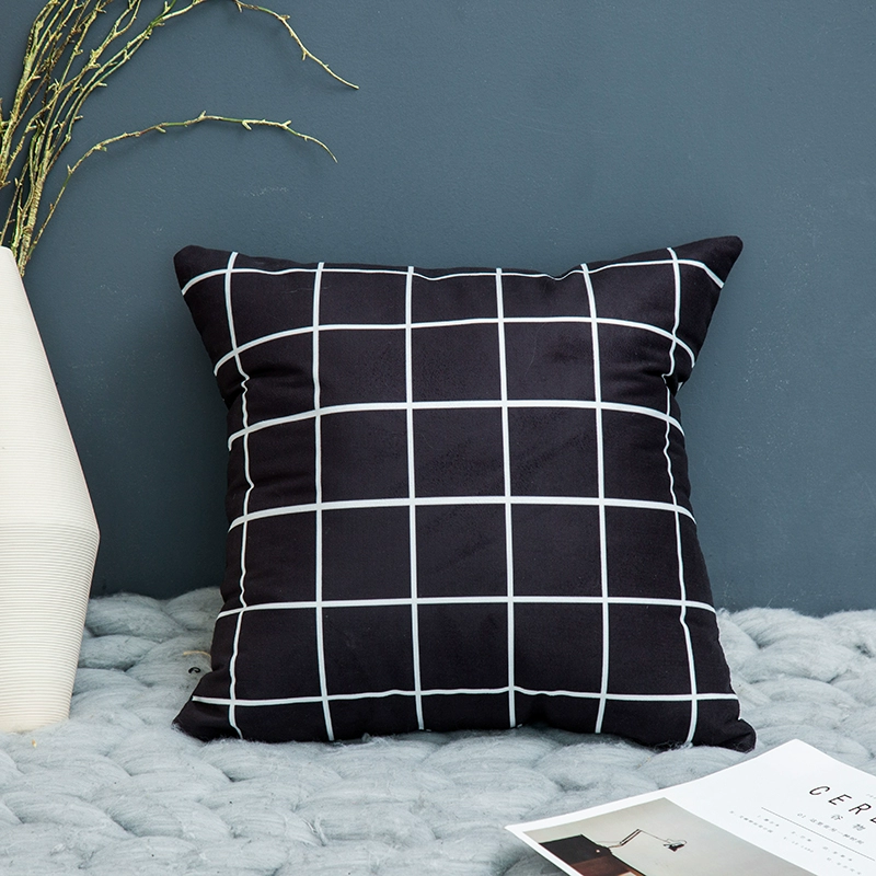Vỏ gối màu đen và trắng Bắc Âu sọc hình học chữ cái tiếng Anh đơn giản sofa gối văn phòng đệm bộ chăn gối văn phòng