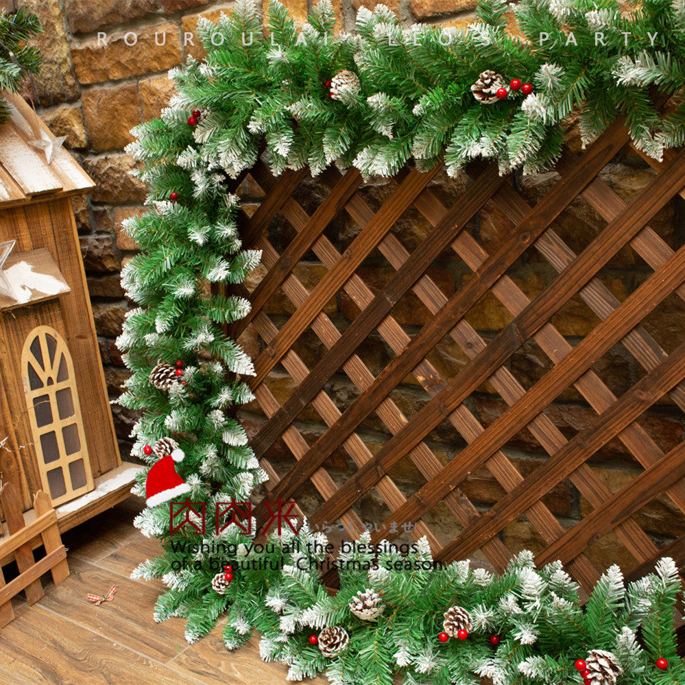 Encrypted sticky snow rattan 2 7 meters with red pine cone branches Christmas party shop window decoration