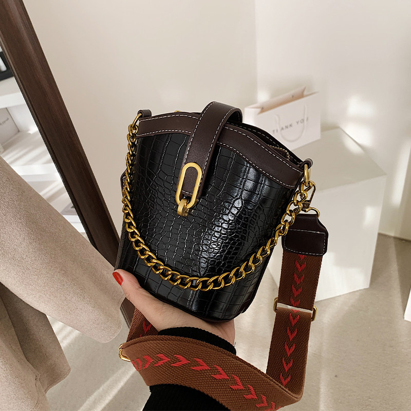 European Standing Bucket Bag Packet Bag Women 2021 New Fashion 100 Hitch Width Shoulder Strap Single Shoulder Diagonal Satchel Handbag
