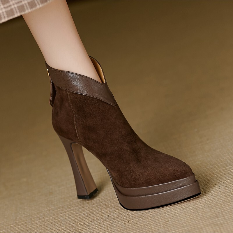 Retro Waterproof Platform Short Boots for Women with Pointed Toe, Thick Heel, Thick Sole, Elegant Short Boots, Single Velvet Boots, Brown 12cm