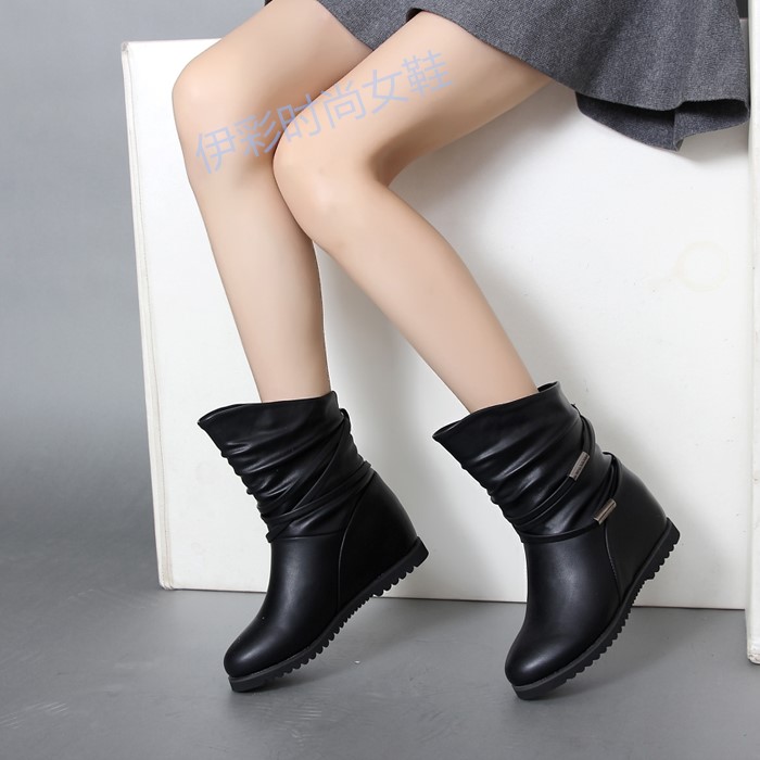 2019 autumn Winter winter new Korean version with short boots in short boots 100 hitchhiking shoes leather shoes cotton shoes