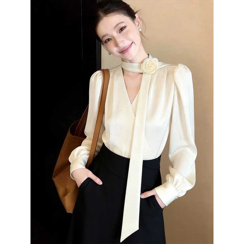 Rose Flower Ribbon Halter Neck Shirt for Women, Spring and Autumn, Mature Style V-Neck Blouse, Stylish French Style, Chic Office Top