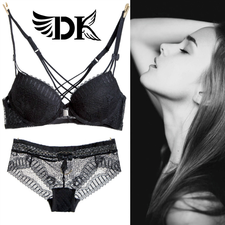 France DK Beauty Back Front Button Underwear Suit Black Lace Sexy Little Breast Underpants Women Gather Thin Bra