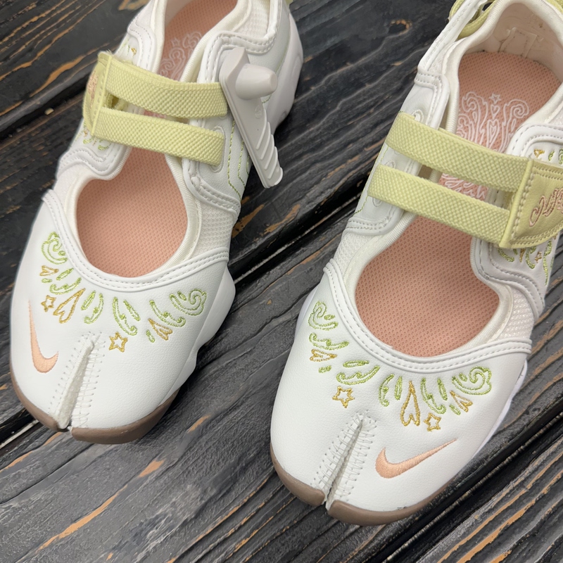 Nike Women's Ninja Shoes Split-Toe Shoes Casual Shoes Sports Closed-Toe Sandals Ir8208-181 Nike Women's Ninja Shoes Split-Toe Shoes Casual Shoes Sports Closed-Toe Sandals Ir8208-181