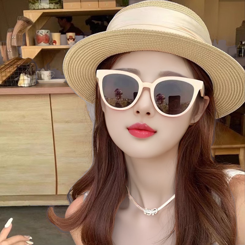 White Frame Sunglasses for Women 2026 New Korean Style Face-Slimming Uv Protection White Prescription Sunglasses High-End Glasses