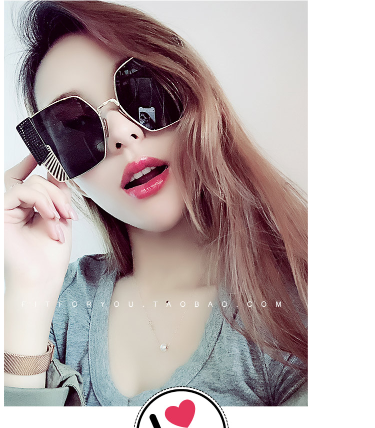 Thời trang kính râm nữ mặt lớn 2018 mới kính râm retro hộp lớn kim loại tròn mặt giá kính cận