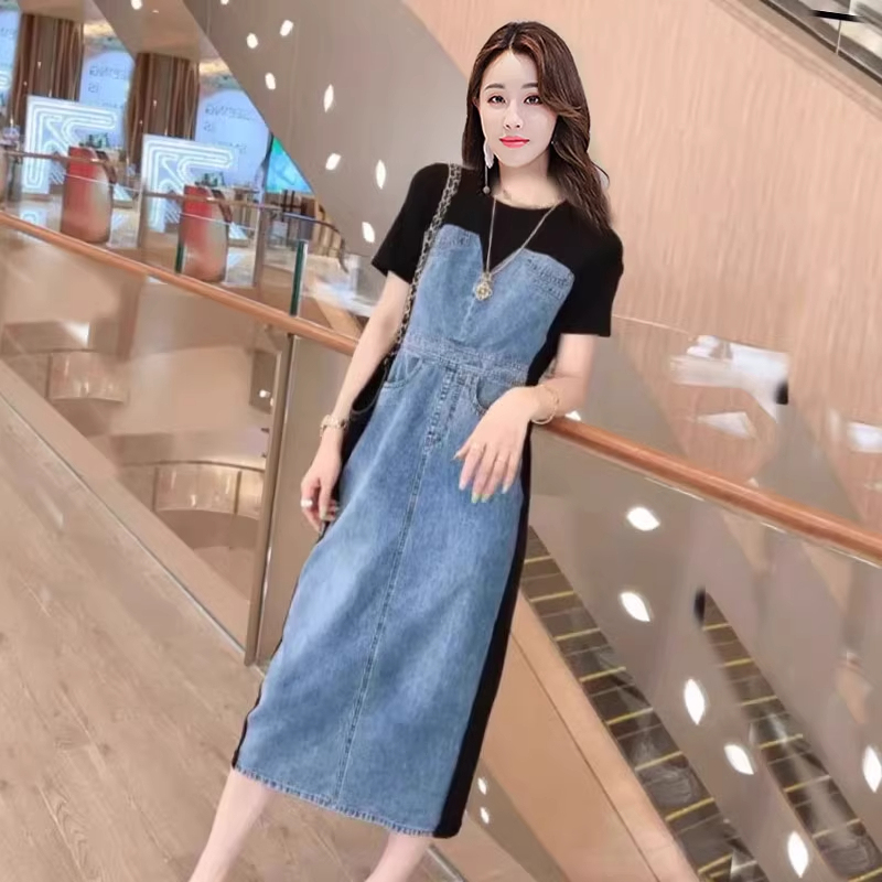 Fashionable Patchwork Denim Skirt, Trendy New Summer Style, Youthful and Elegant, Fake Two-Piece, Slim-Fitting Denim Dress Fashionable Patchwork Denim Skirt, Trendy New Summer Style, Youthful and Elegant, Fake Two-Piece, Slim-Fitting Denim Dress