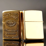 Играя в более легкие Zippo, настоящие наклейки с чистыми медь