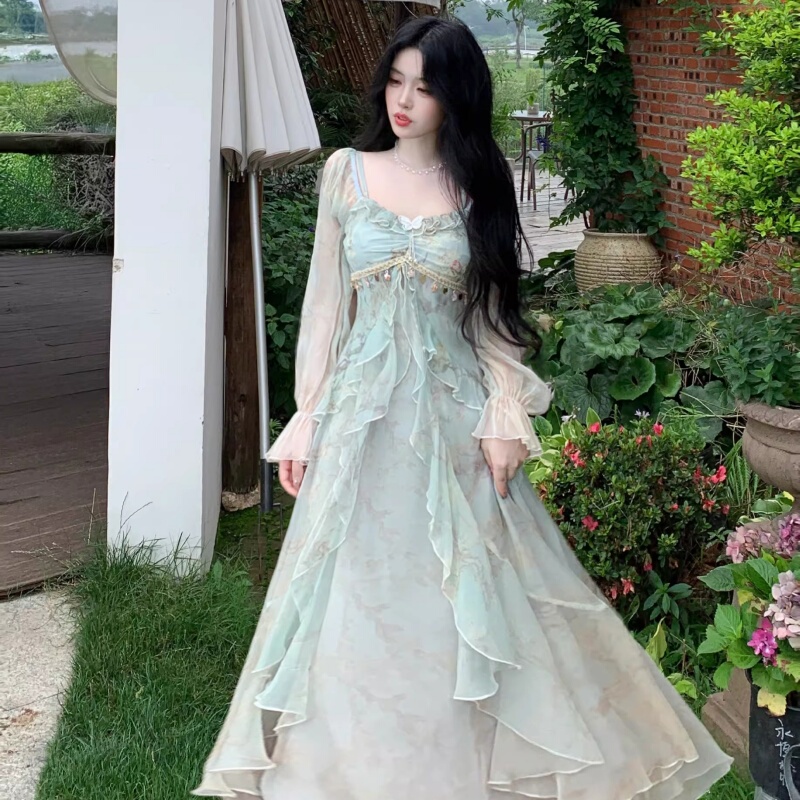French-Style Tea Break Pure Desire Fairy-Like Gradient Ruffle Dress for Women, Long-Sleeved, Waist-Cinching, Slimming, Hazy and Dreamy Long Dress
