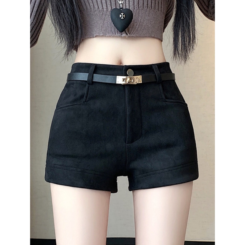 Plus-Size Suede Shorts, Vintage Brown High-Waisted Casual A-Line Boot Shorts, Slimming and Versatile, New Autumn Leather Pants for Women Plus-Size Suede Shorts, Vintage Brown High-Waisted Casual A-Line Boot Shorts, Slimming and Versatile, New Autumn Leather Pants for Women