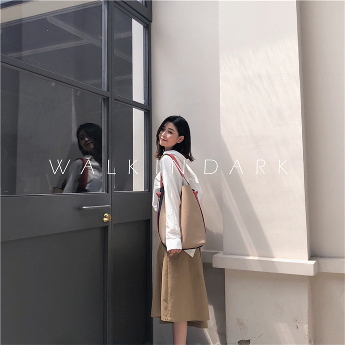 [WALKINDARK] có thể là muối ngọt, nút cổ chữ V đi lại có thể được tách ra, áo sơ mi trắng ngắn, dài, rộng áo kiểu sơ mi