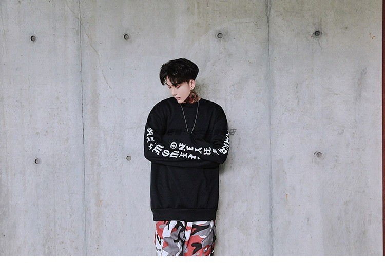 Sua Gothic Scratch Áo len cá tính Blood Drop National Tide Round Cổ áo Letter Claw Mark Áo dài tay áo dài nam nữ áo len dài tay