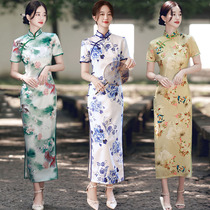 Long cheongsam 2021 new young girl retro banquet catwalk show gown improved version dress