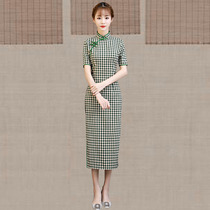 Plaid medium long cheongsam 2021 new young girl plain retro Daily improved dress summer